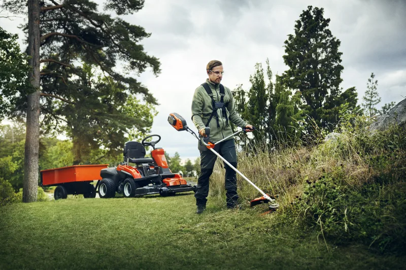 Husqvarna 325iR​