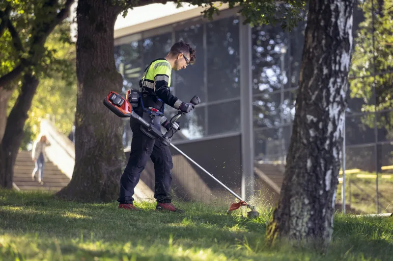 Husqvarna 525iRXT