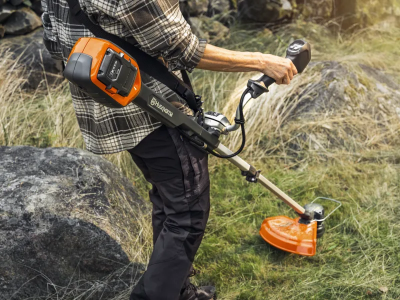 Husqvarna 220iR