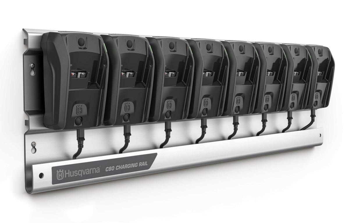 40-C80 latausjärjestelmä BLi akuille